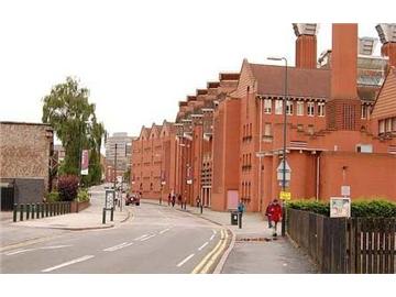 英倫名校之萊斯特大學(xué)--多領(lǐng)域科學(xué)的先驅(qū)