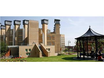 英倫名校之考文垂大學(xué)--英格蘭中心的設(shè)計(jì)名校