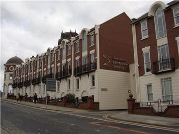 英國(guó)留學(xué)熱門院校之利物浦約翰摩爾大學(xué)--大學(xué)校園遍布全城