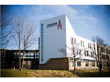 蘭卡斯特大學留學條件，哪個專業(yè)爆熱？