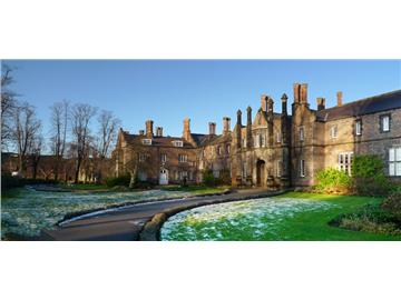 到英國(guó)留學(xué)一年要多少錢(qián)，主要有哪些開(kāi)銷(xiāo)