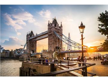 英國留學費用太高土豪專屬？2017年留學國家性價比TOP1我選英國