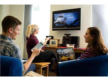 在英國留學(xué)想看電視，記得要買執(zhí)照哦