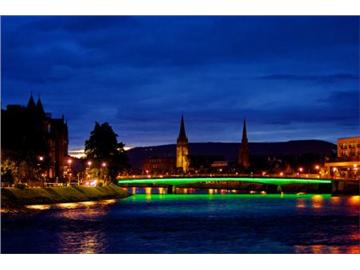 坐著火車游覽英國(guó)，這4條鐵路線值得一試