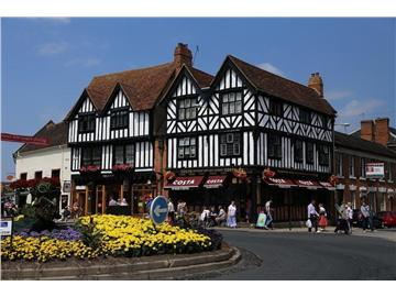 英國(guó)倫敦大學(xué)本科預(yù)科申請(qǐng)條件