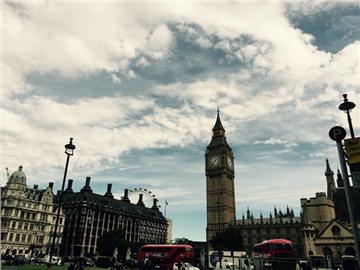 2017英國留學(xué)新申請材料清單！