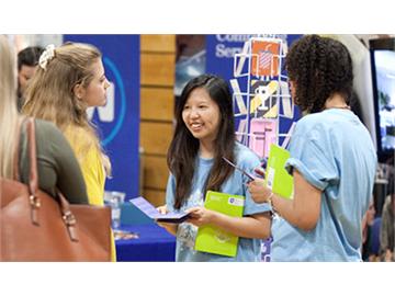 想申請英國2018年春季本科入學，現(xiàn)在需要做什么準備