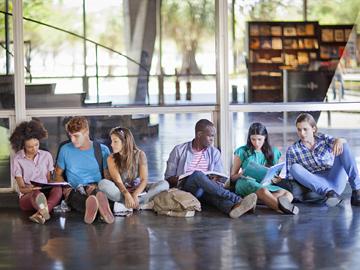 優(yōu)越南京Chloe：2018年秋季入學一輪申請形勢匯總&分析