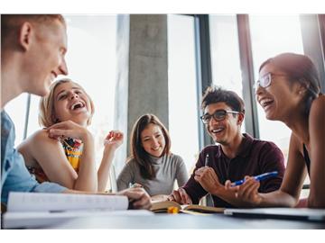 申請(qǐng)英國(guó)的高中需要做哪些準(zhǔn)備？如何提高申請(qǐng)成功率？