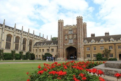 【留學(xué)費用】英國留學(xué)生活費哪部分多？