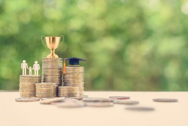 【留學(xué)費(fèi)用】英國(guó)留學(xué)學(xué)費(fèi)和生活費(fèi)需要多少？