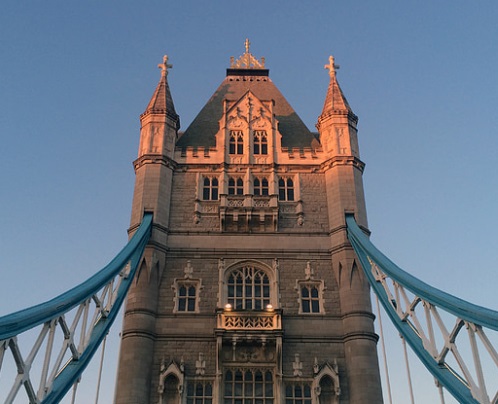 【申請干貨】UCAS2021申請數(shù)據(jù)大公開，中國留學(xué)生為何持續(xù)逆流而上？