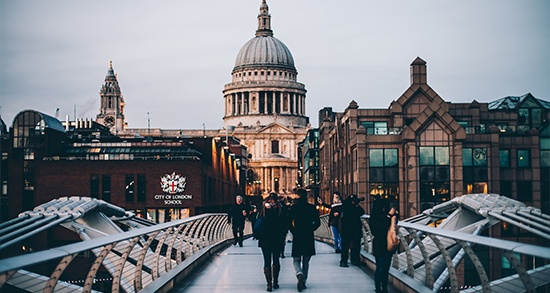 英國高中留學(xué)需要做好哪些準(zhǔn)備工作？