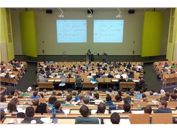 美國研究生獎(jiǎng)學(xué)金必備常識(shí)