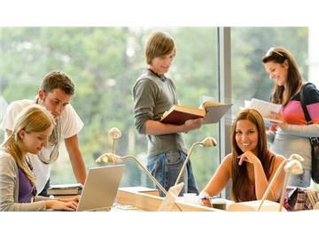 去美國(guó)留學(xué)，選什么樣的留學(xué)機(jī)構(gòu)好